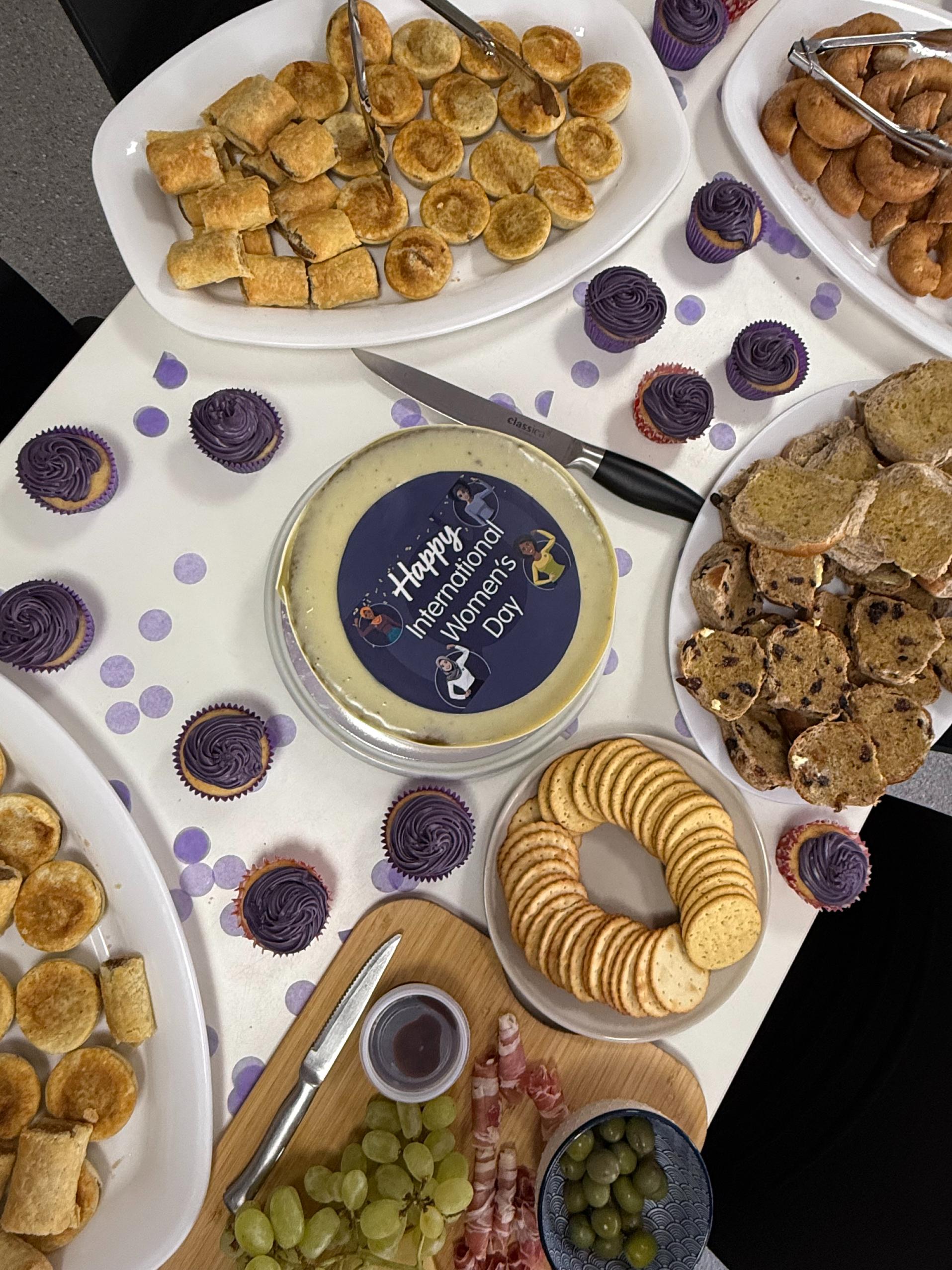 SA team branch food display